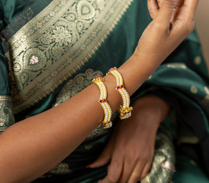 Jiza Pearl Bangles