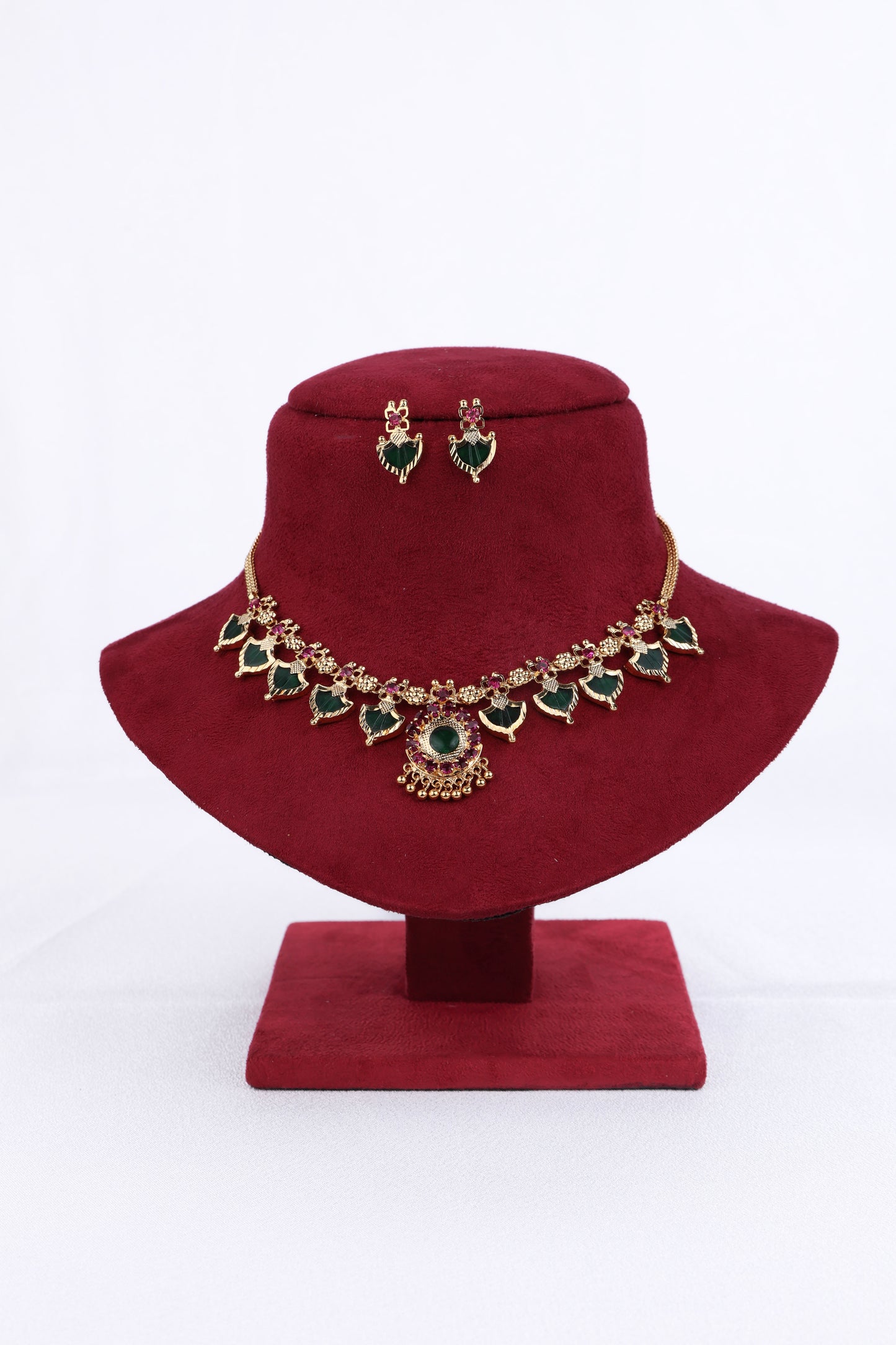 Harita Palakka Necklace Set