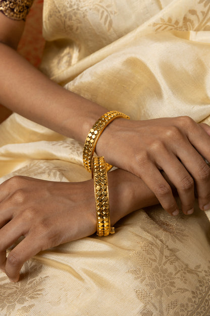 Antique Chauras Tode