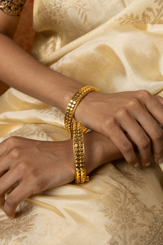 Antique Chauras Tode