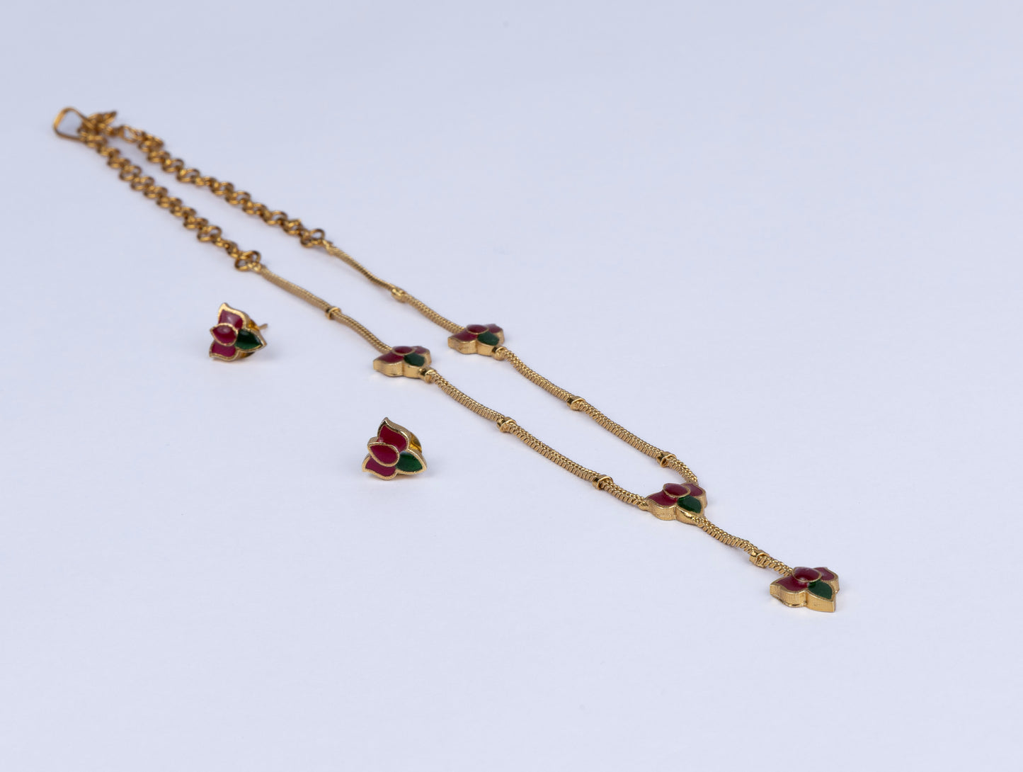 Jadau Lotus Lariat Necklace Set