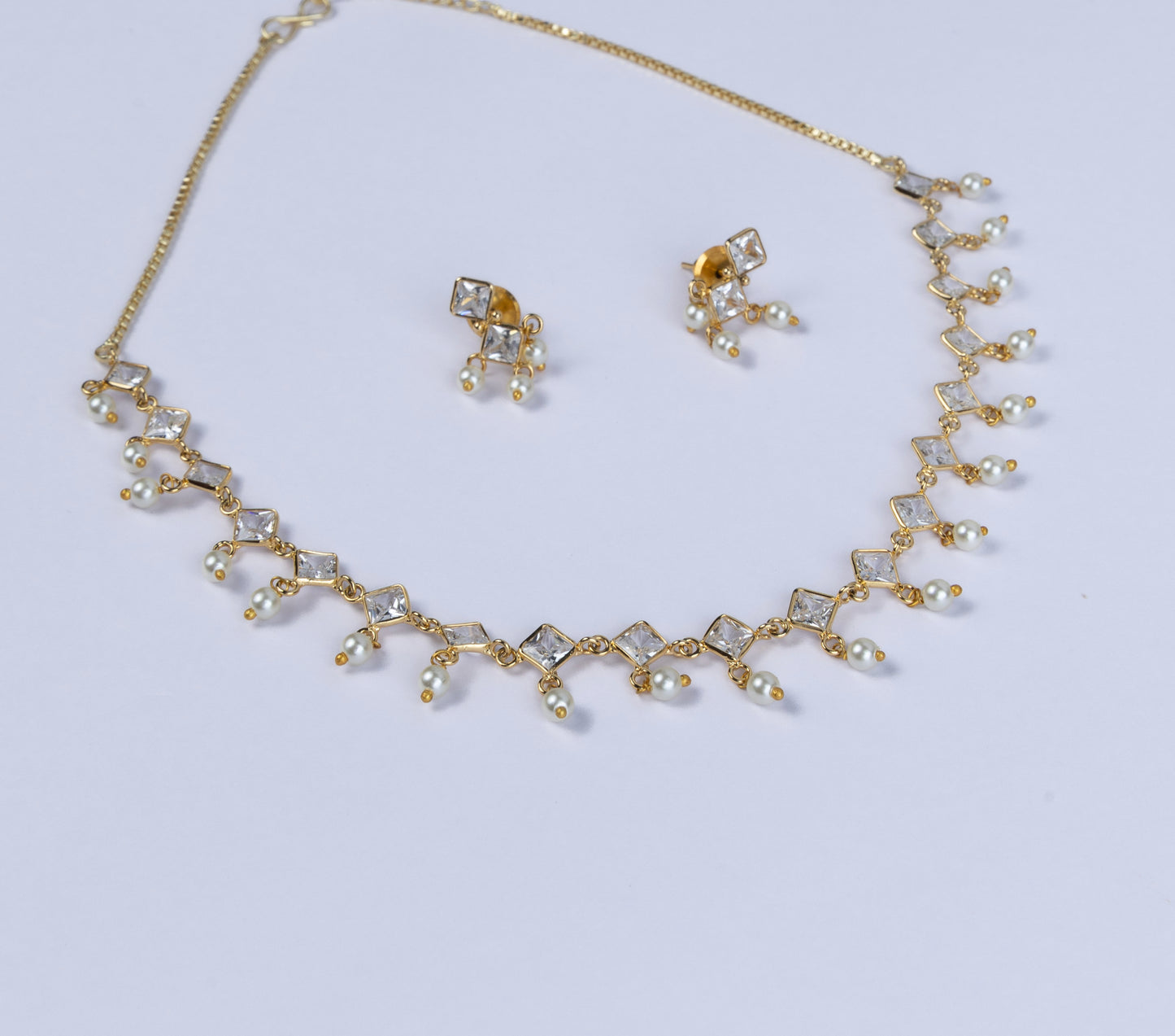 Delicate Diamond Cut Necklace Set