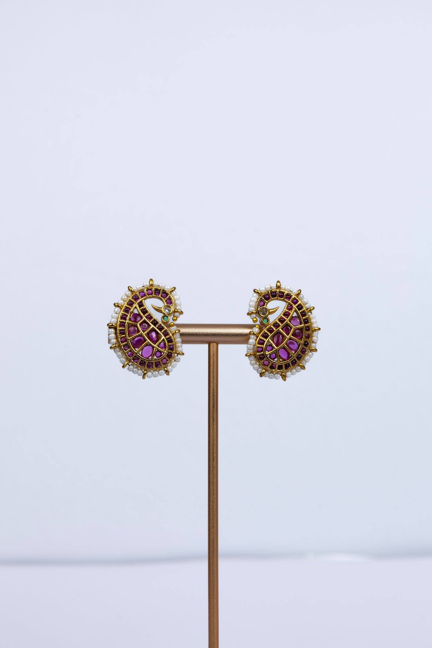 Jadau Moti Studs