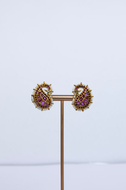 Jadau Moti Studs