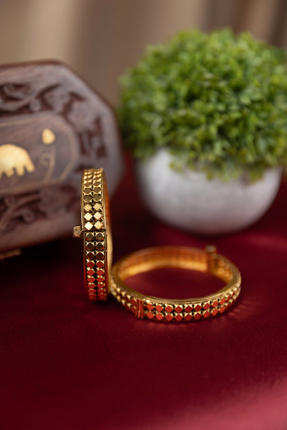Antique Chauras Tode