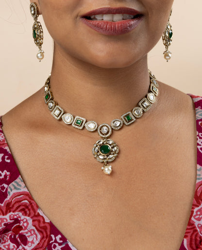 Emerald Queen Drop Necklace Set