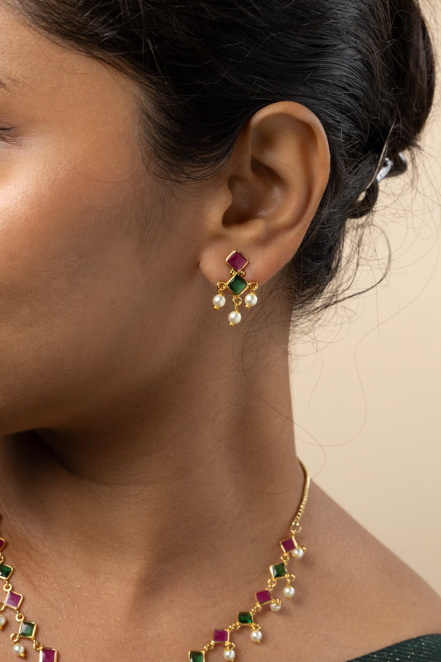 Delicate Emerald-Ruby Necklace Set