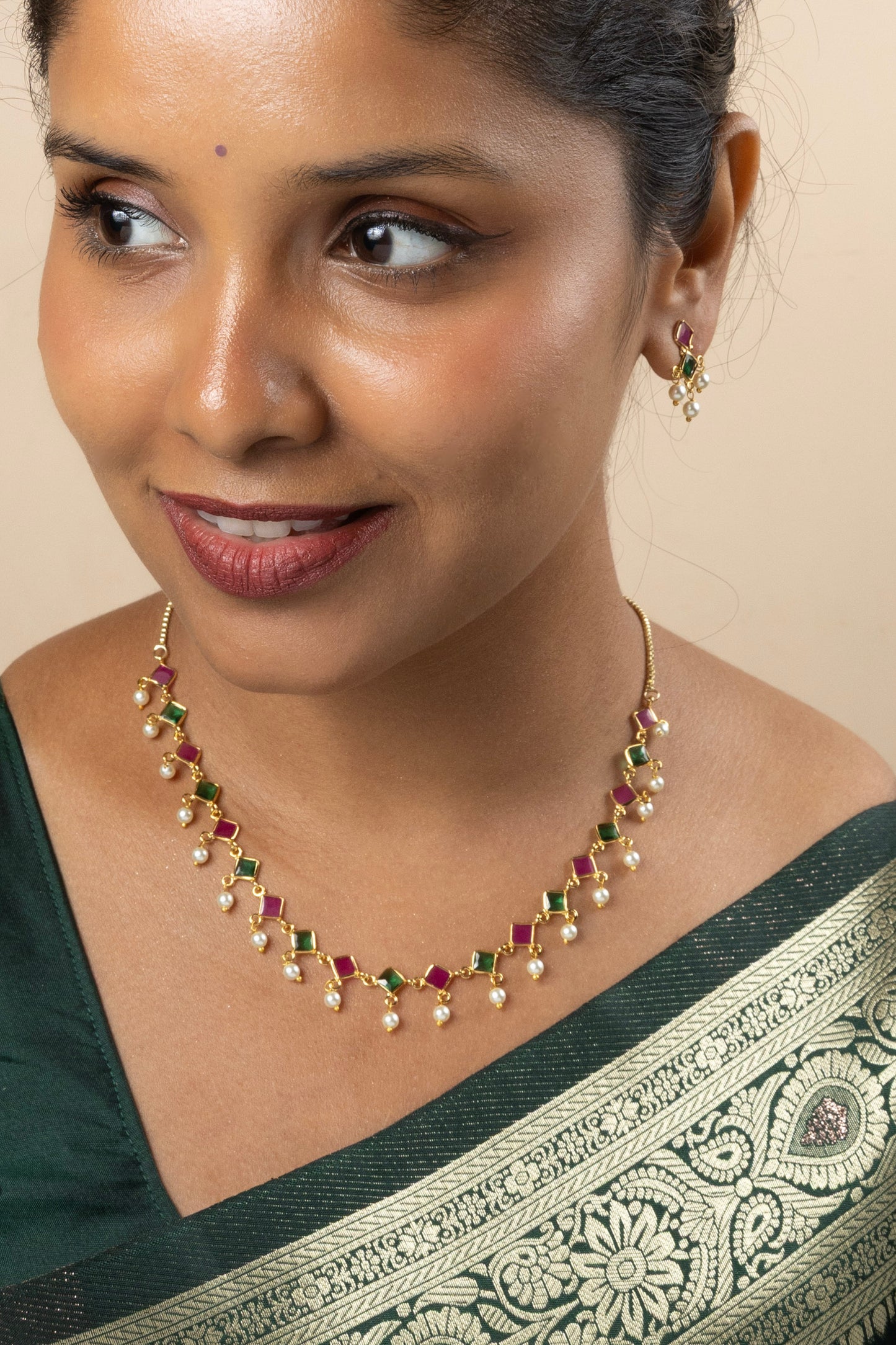 Delicate Emerald-Ruby Necklace Set