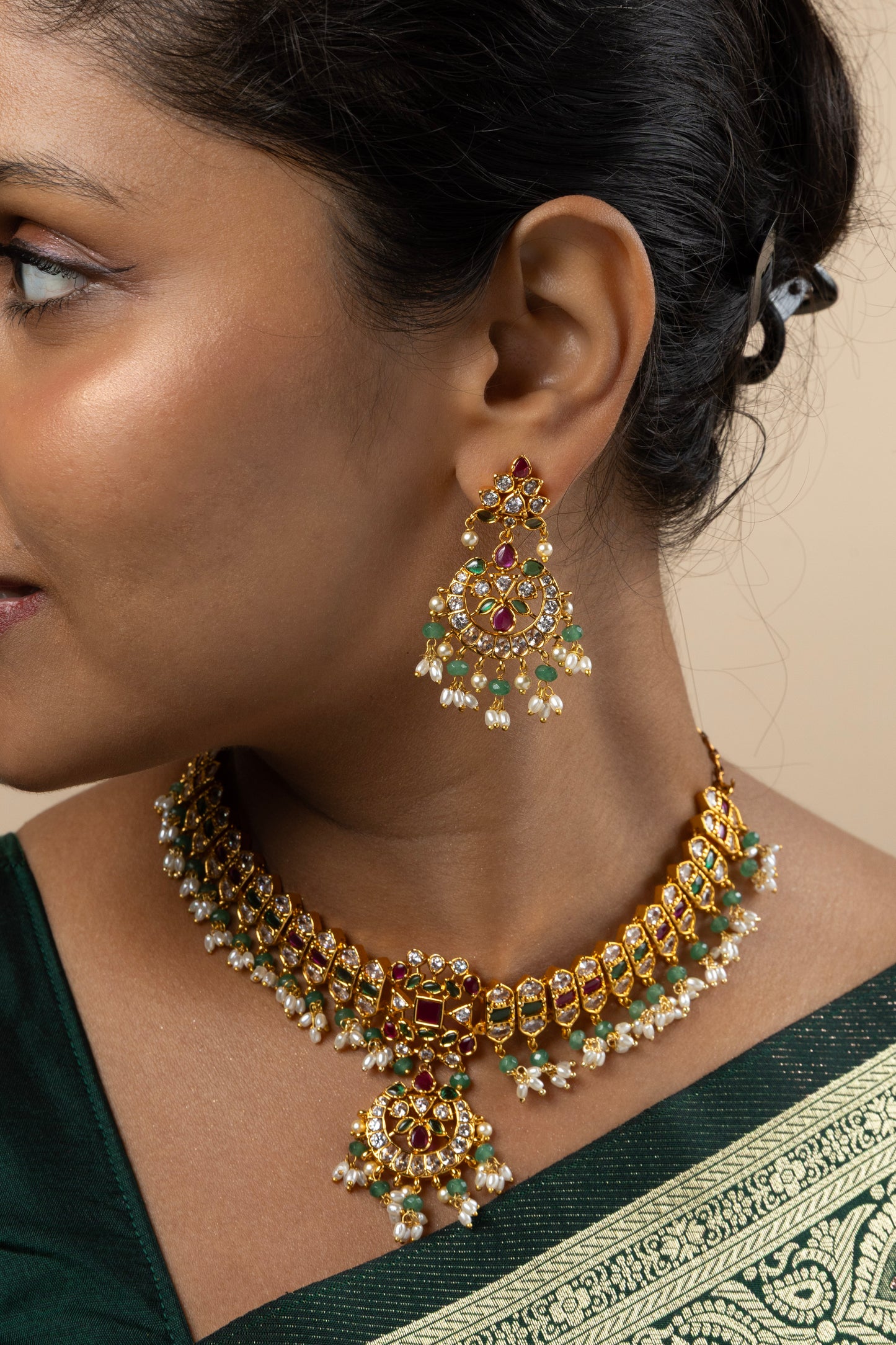 Chandra-Kanti Choker Set