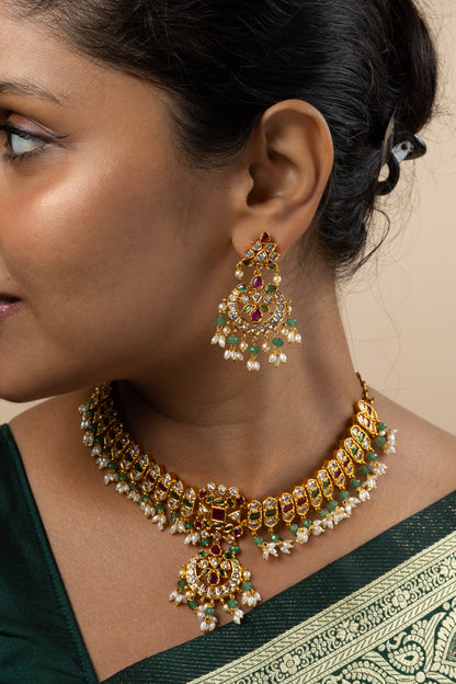 Chandra-Kanti Choker Set