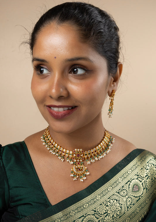 Chandra-Kanti Choker Set